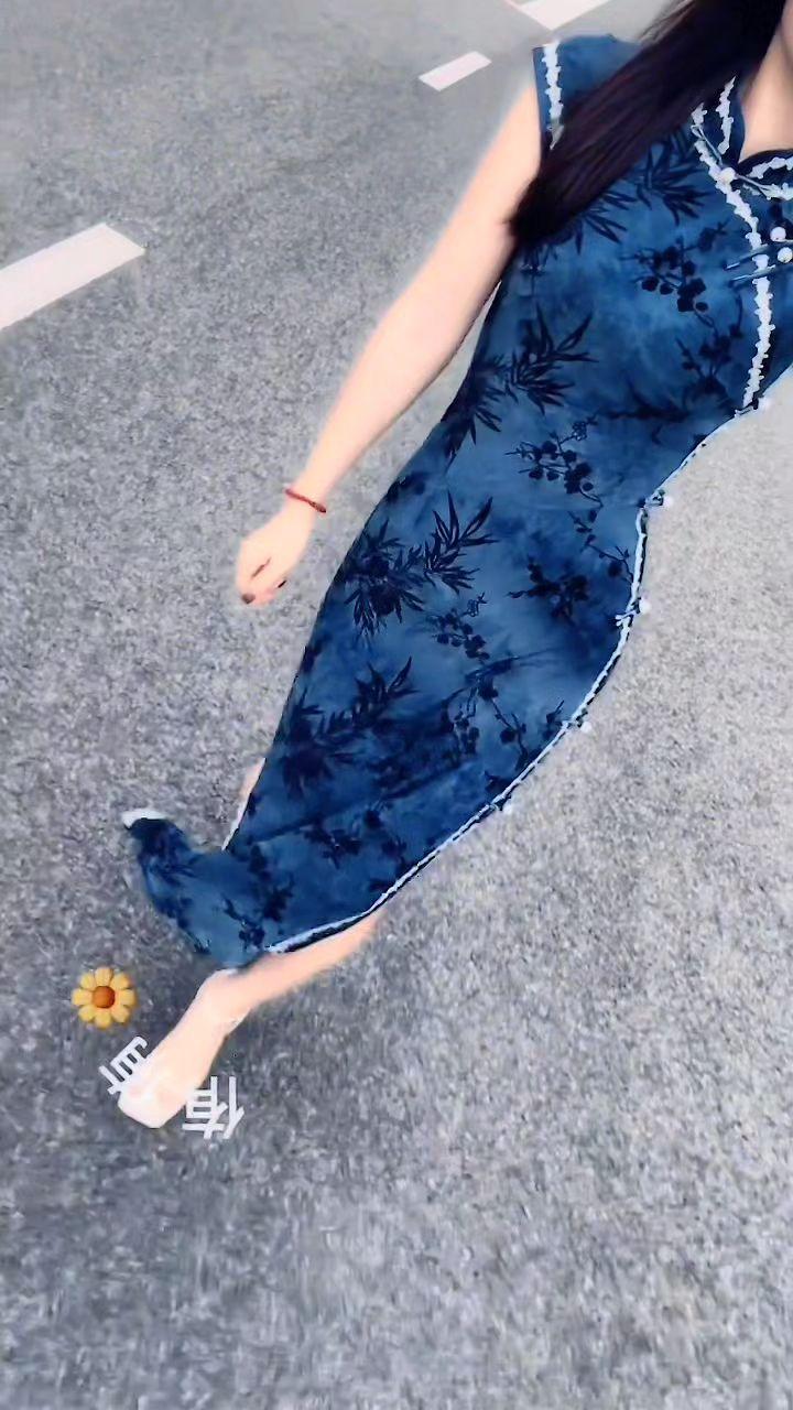 #张予曦毕雯珺真拍了红裙抱 #深情眼 #张予曦 #毕雯珺 #孟子义芭比粉版莎士比哑