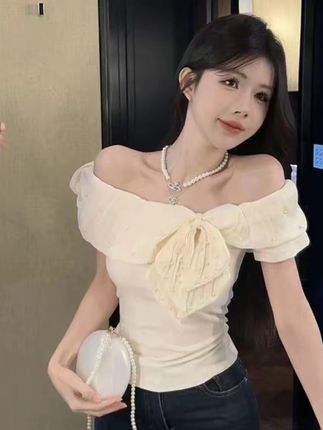小香风荷叶边缎面短袖t恤女夏纯欲一字肩露肩上衣高级感独特绝美#时尚#百搭#不会过时