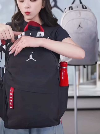 AirJordan大号大容量学生初高中生书包满天 #背包推荐 #开学倒计时 #开学大学生必备 #旅游背包推荐