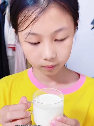 家里有不爱喝牛奶的宝宝,可以试试这个一小瓶的水牛纯牛奶#牛奶 #美味 #自喝好物分享 #太好喝了 #强烈推荐