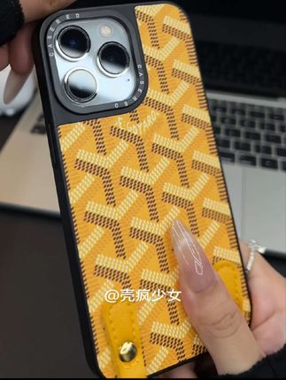 欧美轻奢风潮牌狗牙手机壳上机的颜值真的太好看了!#手机壳 #ins风手机壳  #高级感手机壳 #这个手机壳真的长在我心巴上了 #爱了爱了