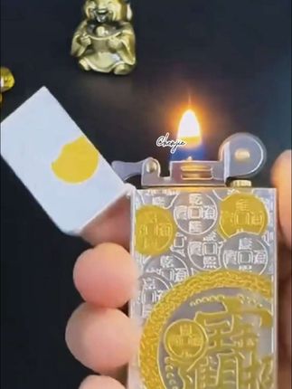 双色招财进宝薄煤油打火机防风经典砂轮打火机创意打火机送男友的打火机推荐潮玩是时候安排一下了