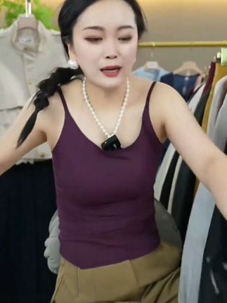 秋季穿搭 # 冲锋衣 # 简约大气 # 外套