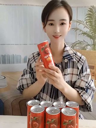 一口下去杨梅果味浓郁,口感酸甜清爽,特别好喝。#怡滕#冰杨梅果汁#酸甜解渴