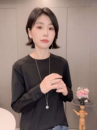 #秋季新款#百搭T恤 #穿搭#简约大气