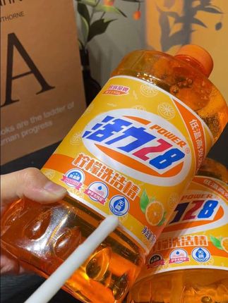 #创作灵感 我超爱活力28柠檬洗洁精!14.9元得2大瓶共4斤,冷水去油去腥,性价比超高!#活力28洗洁精 #高性价比好物#强烈推荐 #好物推荐🔥 @抖音来客官方助推官 @抖音生活服务热点宝