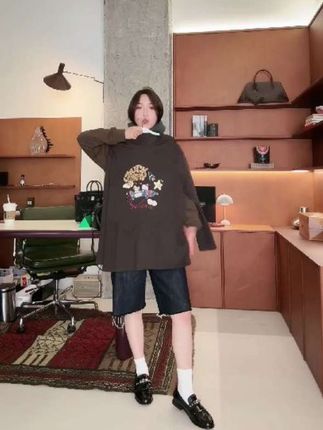 #长袖t恤女装 #t恤穿搭 #长袖T恤 #宽松t恤女 #女上衣
