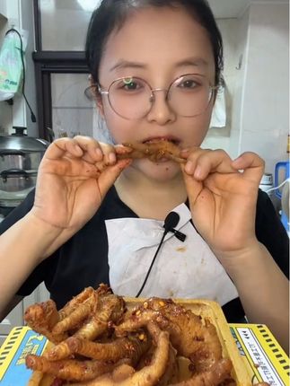 佤味鸡脚脚🦶追剧小零食国庆前抓紧拍哈,一罐能省一杯奶茶,国庆后恢复原价,点击左下角去拍