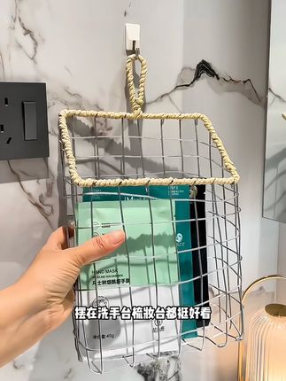 有了这个收纳筐,收纳面膜和用过的洗脸巾蛮实用的#收纳整理 #收纳筐#收纳篮
