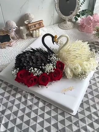 只若初见,便惊于其美#最好吃的动物奶油蛋糕 #爱的礼物 #送女生礼物 #女孩蛋糕#生日蛋糕