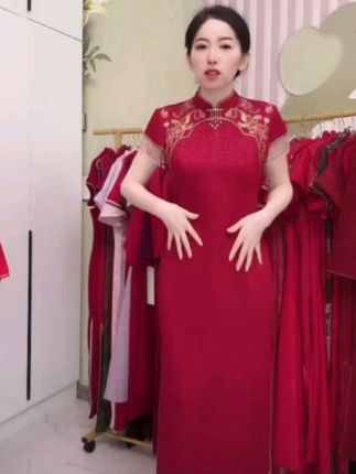 优雅气质#婚庆礼服#改良版旗袍穿搭#喜婆婆喜妈妈#婚宴妈妈装