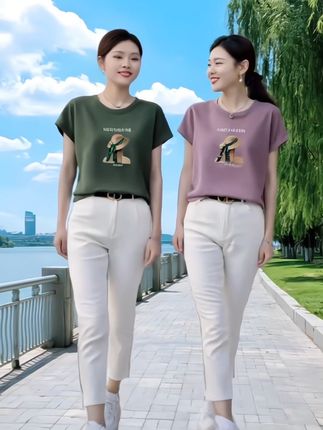 #夏季穿搭 #休闲百搭 #洋气减龄 #上衣穿搭 #谁穿谁好看