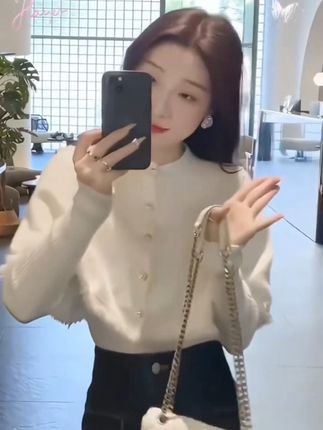 入秋一整套女装2025新款韩版设计感气质假两件上衣牛仔裤两件套潮