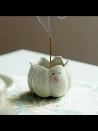 德白纯手绘粉兰花陶瓷小香炉摆件线香家用室内香插功夫茶道零配件#茶室配件 #香插摆件 #香插香炉里面再也不用放沙子啦 #香插禅意桌面摆件 #线香炉