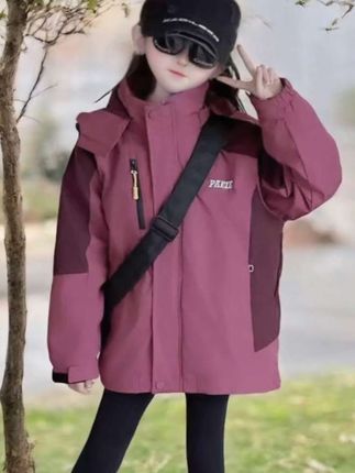 #潮童穿搭 #萌娃穿搭 #冲锋衣 #女童穿搭 #青春活力