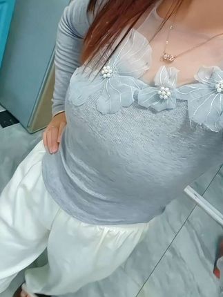 衣服是移动的艺术品而你是最完美的展馆 #穿搭