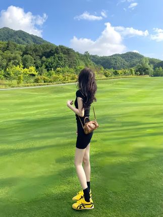 他家的海鲜全家福香迷糊了,个人推荐辣炒口味的。真的巨香巨过癮#妈呀太香了#抖音美食推荐官#好吃到停不下来#麻辣全家福