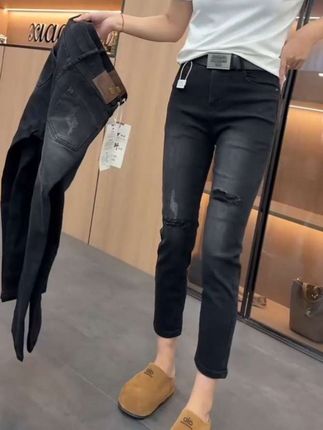 #小个子初秋显瘦穿搭#早秋贵气感穿搭#小个子秋冬穿搭#通勤穿搭万能配色公式#说好的随便穿穿去看秀
