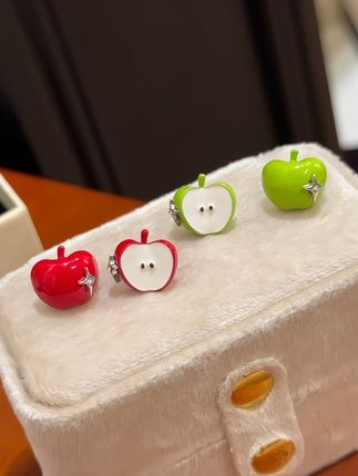暗恋就像一壳酸涩的青苹果🍏#耳钉 #苹果耳钉 #青苹果