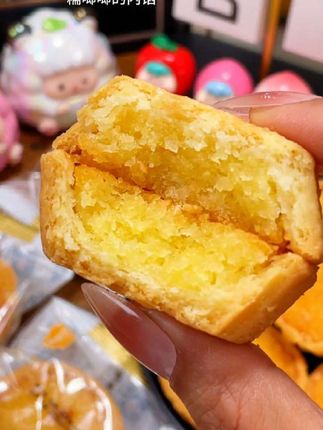 #创作者中心 #创作灵感 #零食点心 #这也太香了吧#椰子饼#