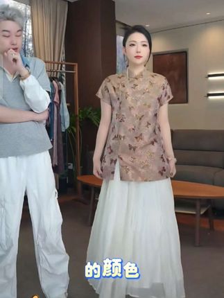 专柜品牌新中式上衣#TenderJinger#给夏天一点颜色看看#夏日不费力一周穿搭合集#小贵但包出片的连衣裙分享#素颜试穿网络爆款衣服