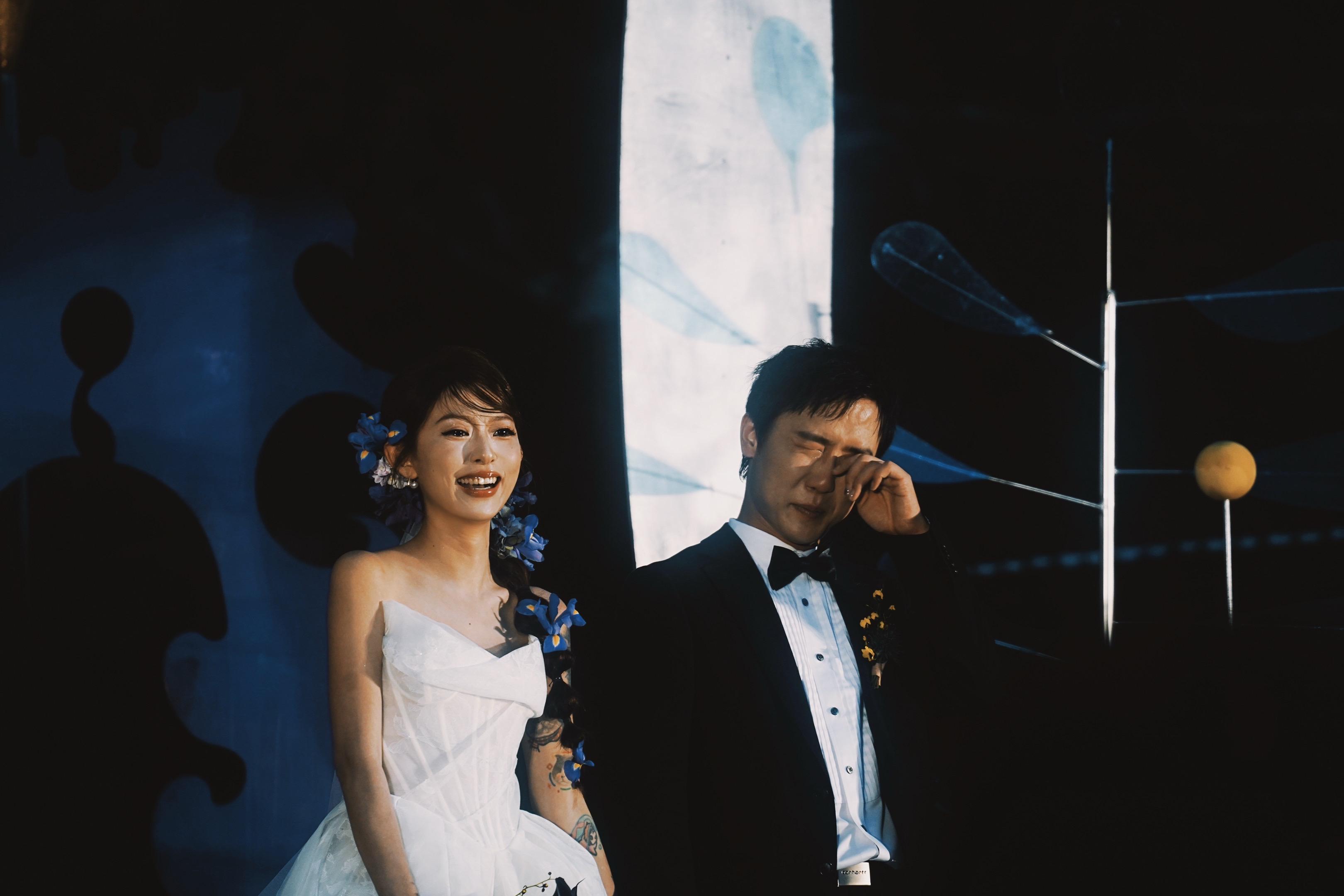 你的目的不是结婚 是感受幸福👰🏻🤵🏻♂️ @CherryBomb @老张喜欢开口笑 摄影📹: @小羊肉串子 #张伟博邱邱 #南青乐队 #跟整个世界同居