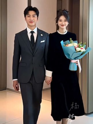 #优雅气质 #气质穿搭 #气质女装 #连衣裙 #高级感穿搭