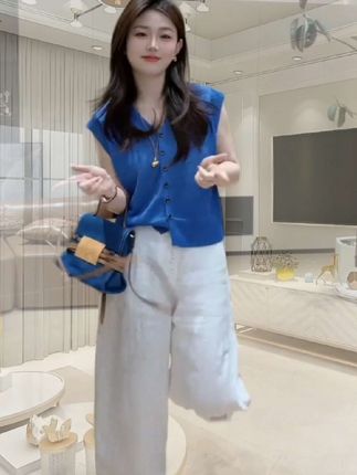#随性穿搭 #显瘦穿搭 #休闲减龄穿搭 #夏季穿搭 #当职场通勤穿搭回归现实生活