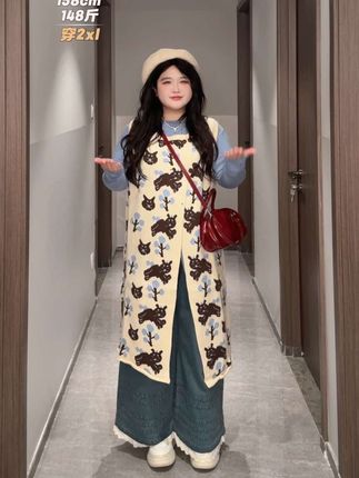 早秋肉肉女生就这样穿! #微胖女生 #初秋穿搭 #微胖小个子女生初秋松弛感穿搭 #拿捏开学穿搭公式 #小个子穿搭