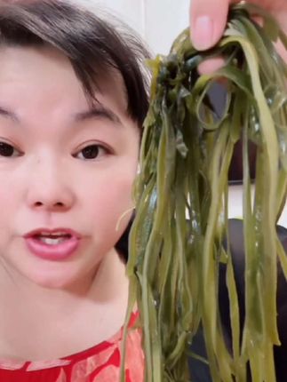 喜欢吃海带丝的家人不要错过,开水一泡即可,凉拌,炒菜火锅等都可以,一包泡一盘#海带丝压缩 #压缩海带丝 #实惠到家 #太划算了