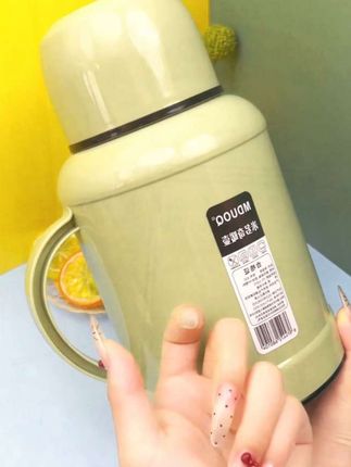 颜值实力双在线!米奇床头热水壶,可爱造型孩子爱,大容量+36h保温,安全喝暖水超省心#米奇大容量热水壶#颜值高实力强 #方便实用好物分享 #使用一次你就喜欢上它 #好物推荐🔥