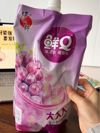 给你买超大袋的吸吸果冻好不好#零食对我下了手#蜡笔小新 #吸吸果冻