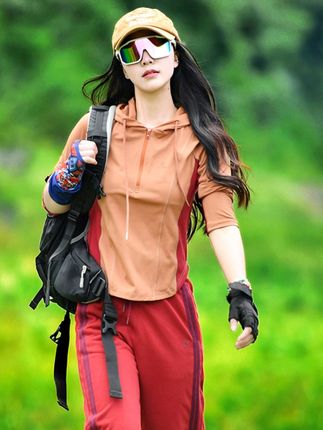 户外原创连帽拼色运动跑步四面弹力速干透气长袖T恤女式#户外穿搭 #运动长袖T恤#速干长袖T恤#拼色长袖T恤#新款长袖t恤