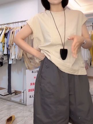 #穿搭#显瘦穿搭#谁穿谁好看#爆款热卖中#抖音小助手