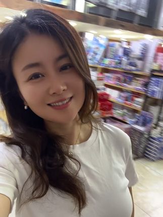 内耗个der啊,我不喜欢的人一定不是好人,不喜欢我的人,怎么可能是好人,春风十里不如悦己,风吹哪页读哪页,哪页难读撕哪页!