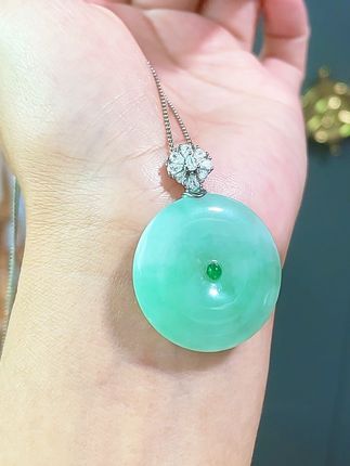 #天然翡翠 #珠宝首饰 #高端翡翠 天然缅甸翡翠冰绿平安扣