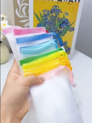 今天我终于找到了我的专属洗脸方式,就是这款肥皂起泡网!感觉洗了个脸都升华了呢!#肥皂起泡网#生活好帮手 #肥皂袋##方便好用