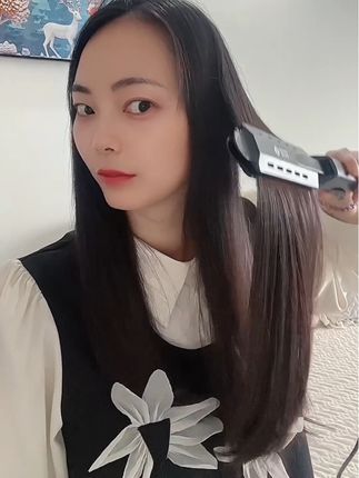 不管你是上班族,还是学生党都可以放心使用,几分钟就能夹出好看的秀发#理发店专用拉直直板夹#负离子不伤发,#头发护理 #减龄气质 #我的发型我做主