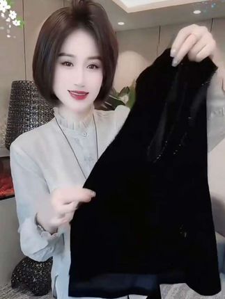 时尚浮光衬衫上衣女2025秋季新款新中式丝绒马甲两件套#洋气减龄 #早秋穿搭 #时尚穿搭 #谁穿谁好看 #秋季新品