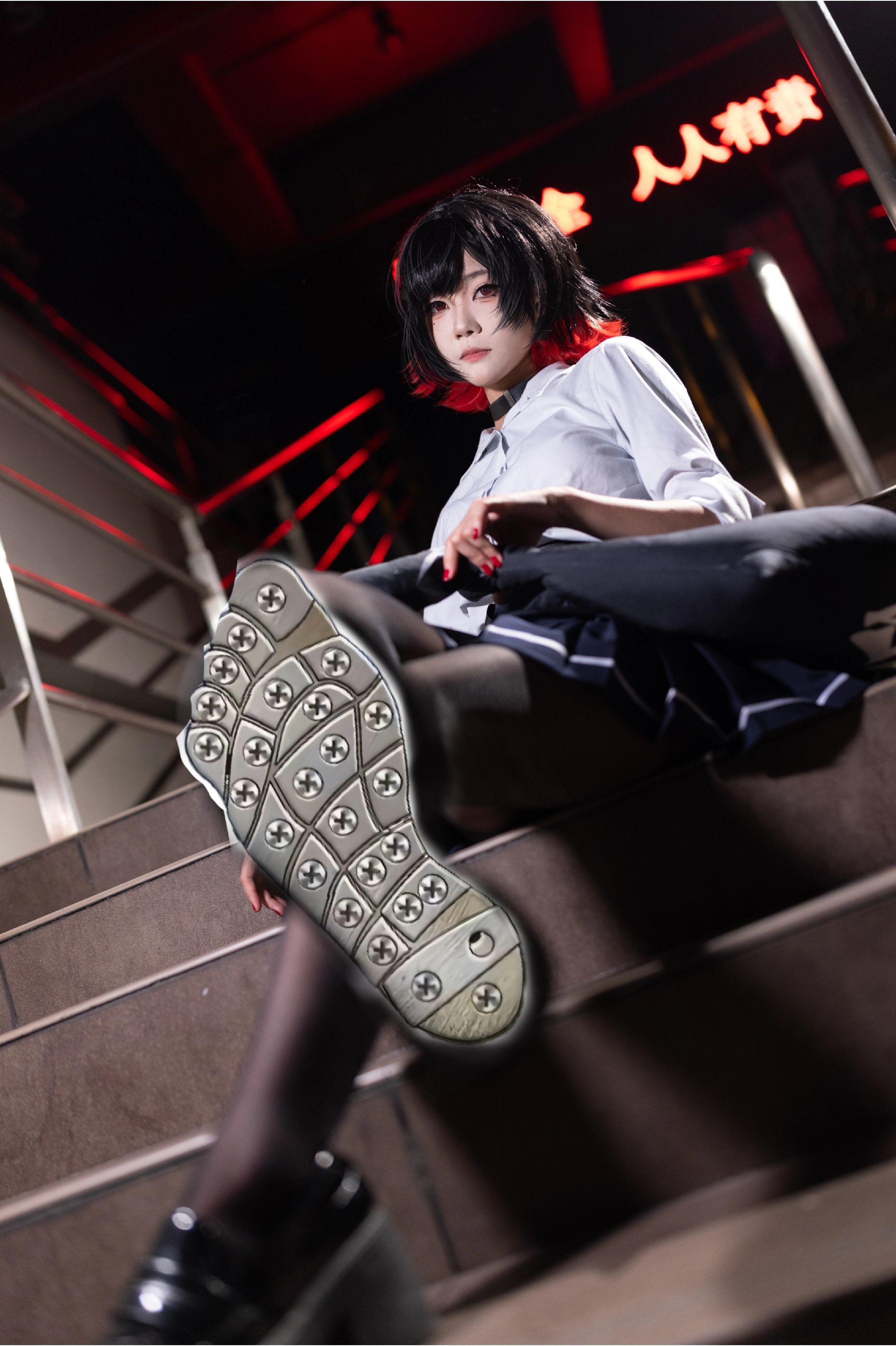 别笑,你试你也过不了第二关。#cos #绝区零 #艾莲乔 #抽象 #娱乐