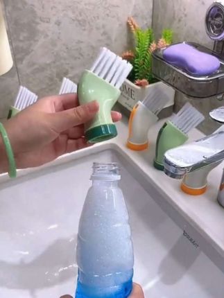#好物推荐🔥【六点九4个】水瓶清洁刷创意干湿两用清洁刷死角清洗缝隙马桶水壶#家庭必备 #生活好帮手