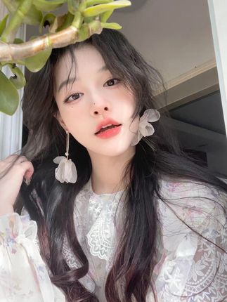 谁懂啊,这个小东西真的拯救了我的大鼻子#鼻翼缩小 #拯救塌鼻梁 #如何让鼻子更精致立体 #谁还没学会这个修容大法