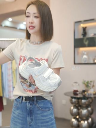 #莫瑞系穿搭 #夏日度假必备好物 【熙薇品牌】2025春夏季舒适新款透气时尚百搭休闲鞋#被路人问爆的夏日度假ootd #今日人设是都市丽人 #夏秋穿搭小过渡