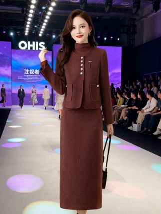 #小香风套装#优雅气质 #减龄气质 #出街穿搭@DOU+小助手