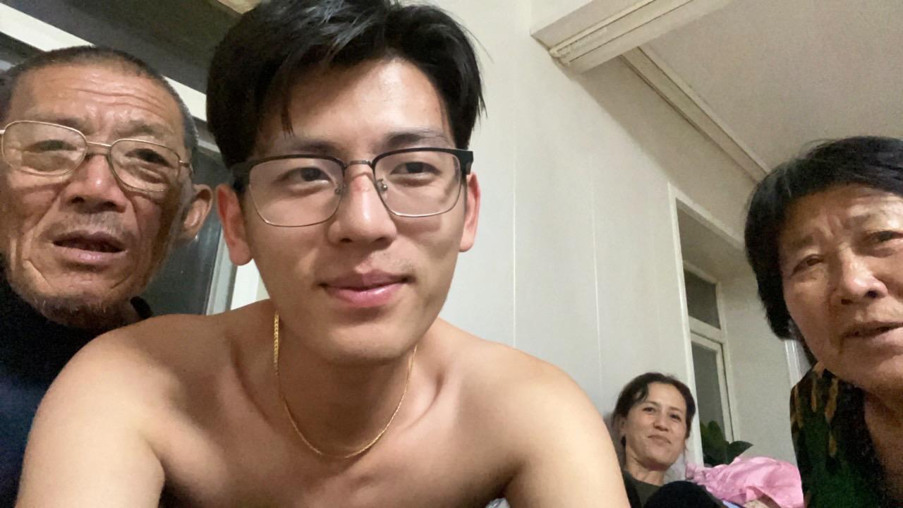 一代人有一代人的囚笼#家庭 #家人 #十一#下辈子