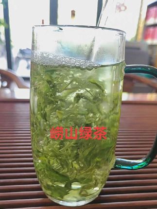 火热的夏天来一杯清澈爽口的崂山绿茶