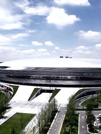 成都:雪山下的千年烟火城