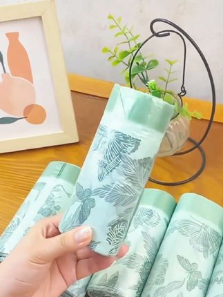 艾草免手撕的垃圾袋也太方便啦,不用担心撕坏浪费了,质量嘎嘎嘎的好,好用还实惠#垃圾袋#结实耐用的垃圾袋#便宜又实用#家用好物