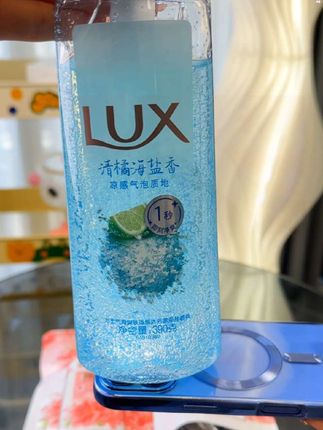 哈哈, 有了它我恨不得一天洗八百次澡! 力士新品元气葡萄小气泡沐浴露真的好好闻啊#力士沐浴露#沐浴露#好物种草 #妙羽橱窗