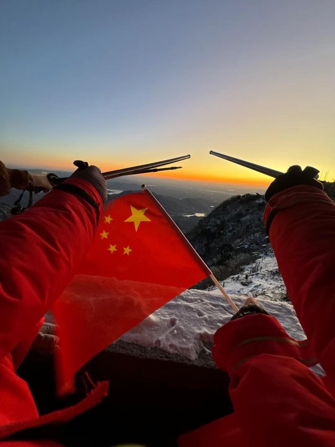 #宣传正能量 #祖国强大 #我爱我的祖国 #上热搜 #五星红旗🇨🇳